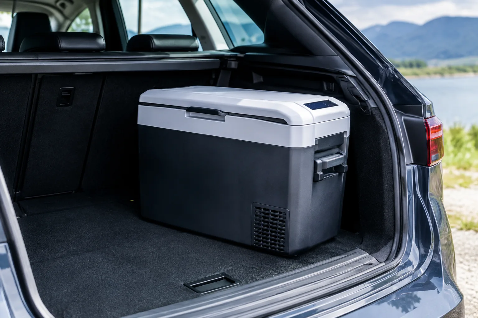 Kuehlbox fuers Auto kaufen: Die besten Kuehlboxen fuer Pkw, Van und lange Fahrten
